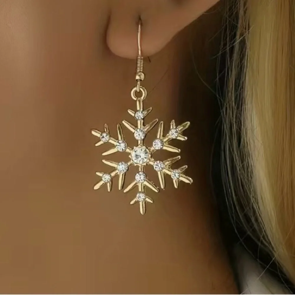18k Gold Plated Snowflake Rhinestone Dangle Earrings